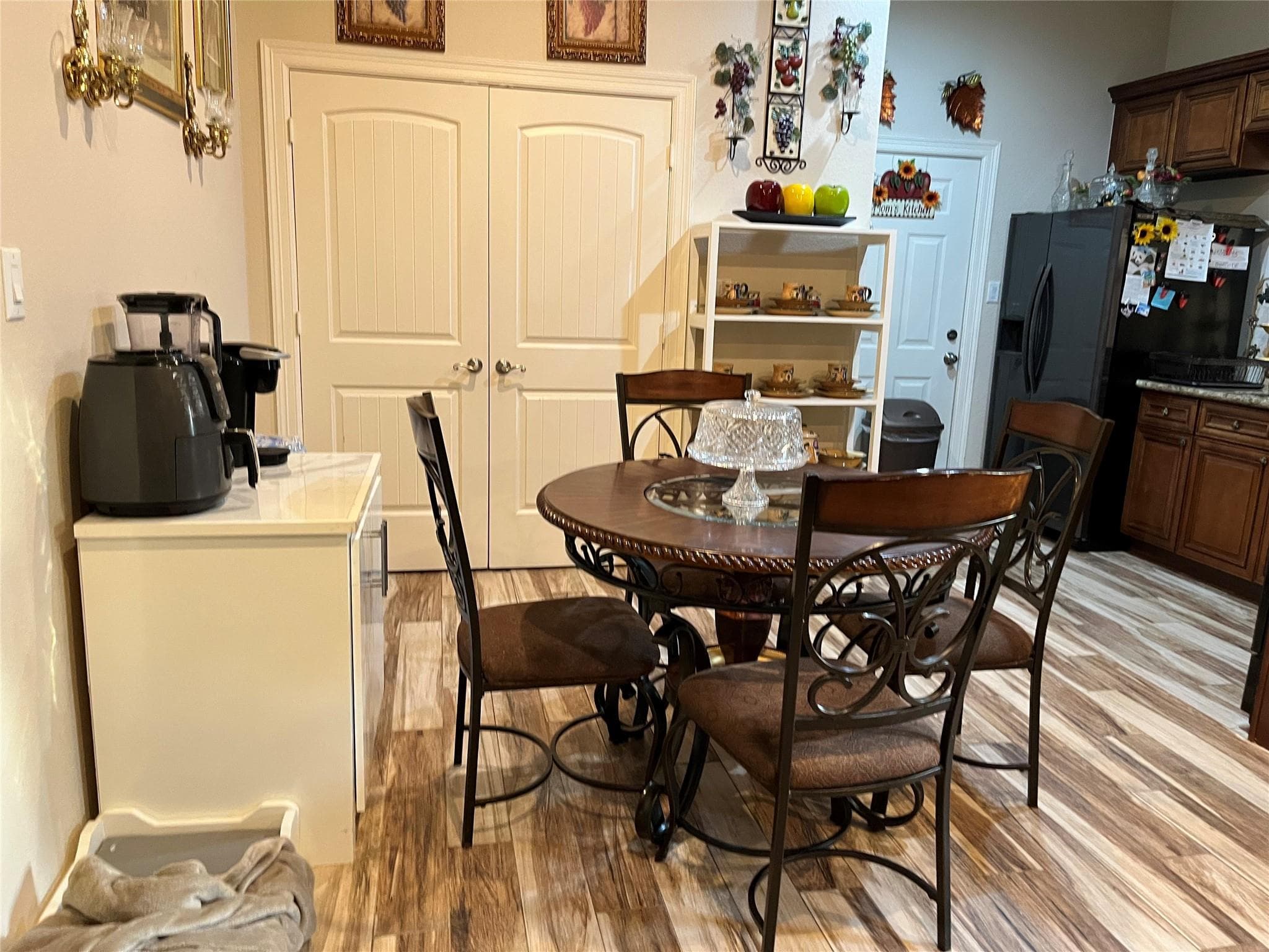 Gallery image 4