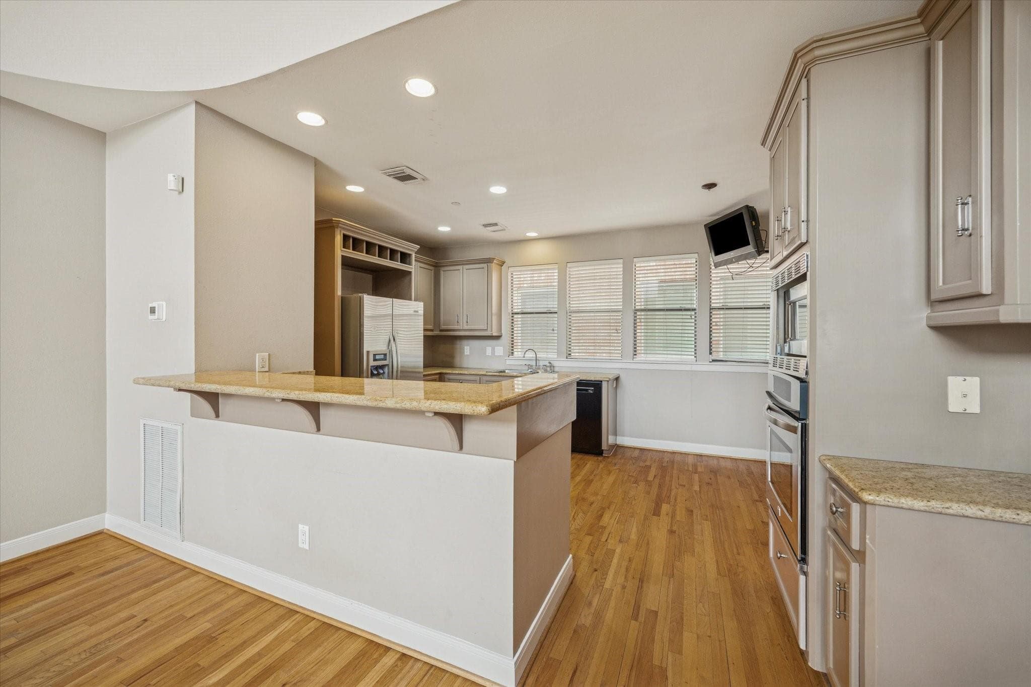 Gallery image 4