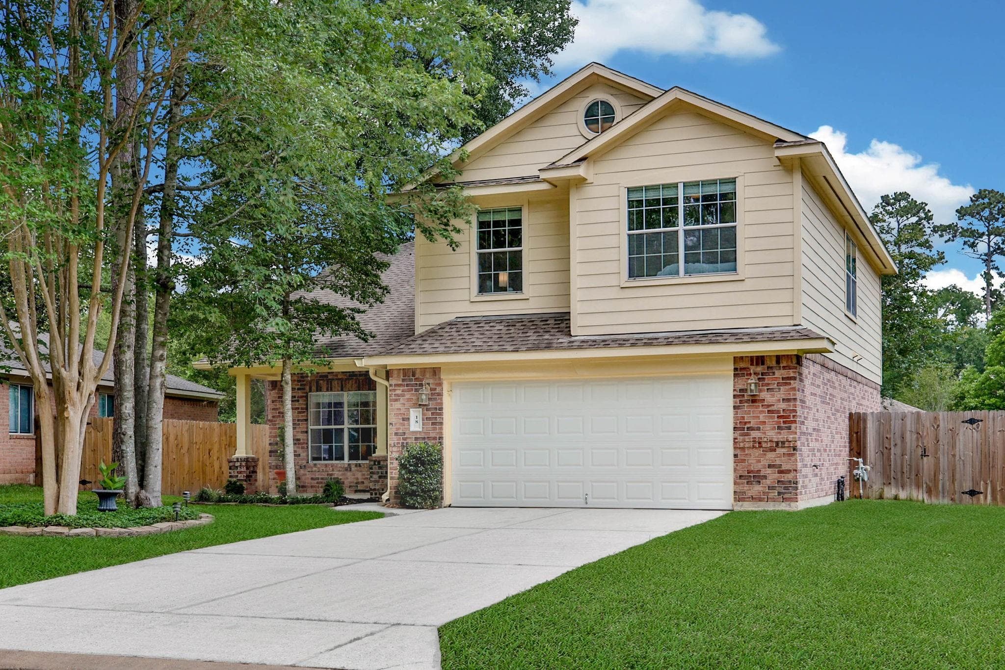 Main property image