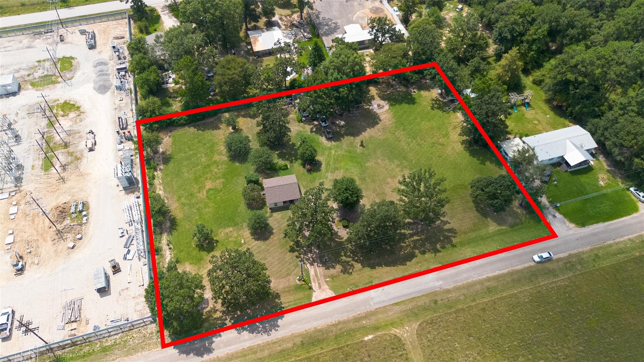 2200 Red Oak Ln