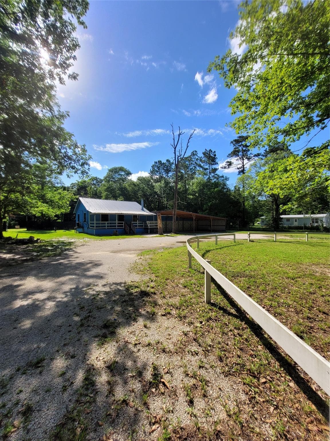 17388 Oak Grove Ln