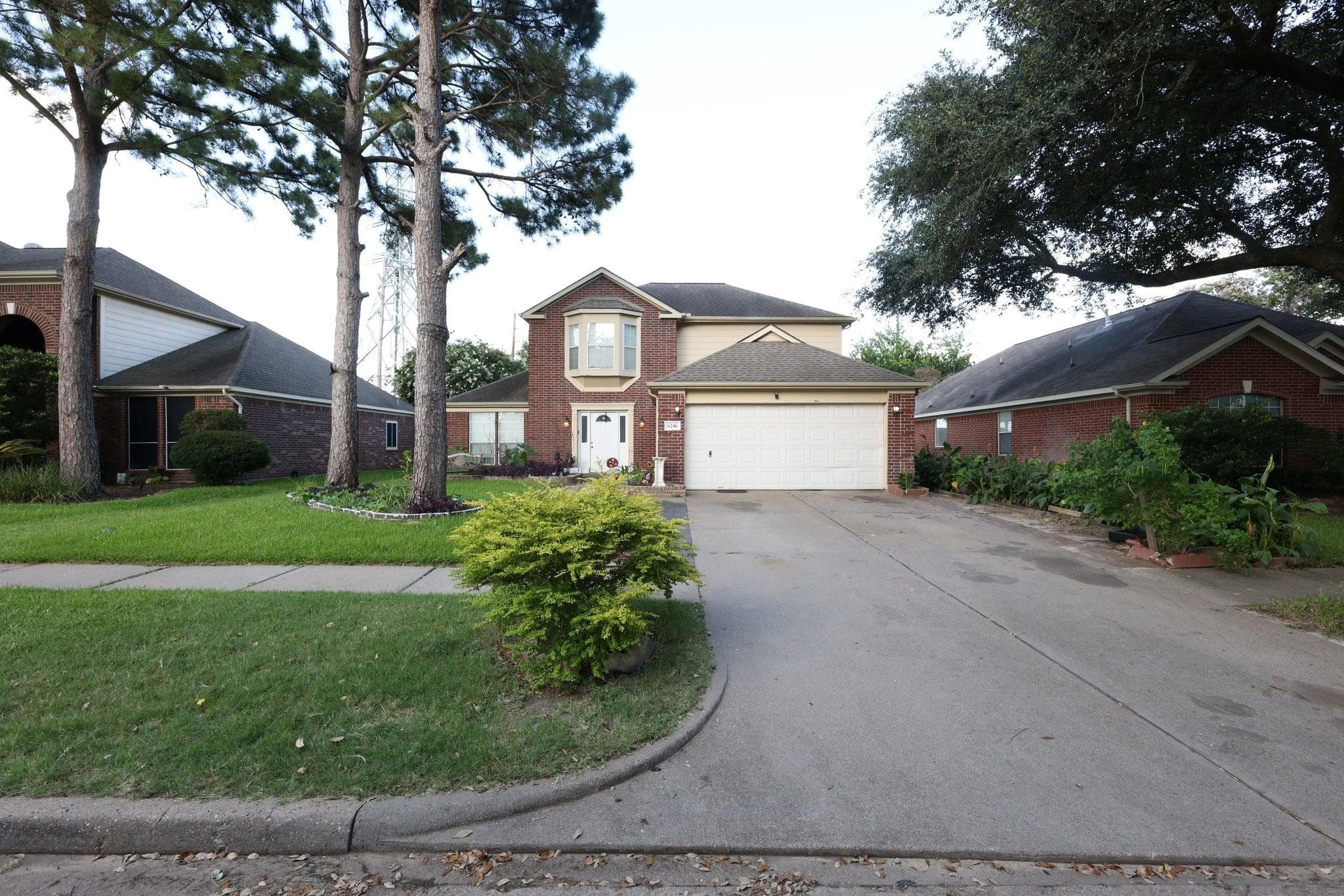 6246 Billinsgate Dr