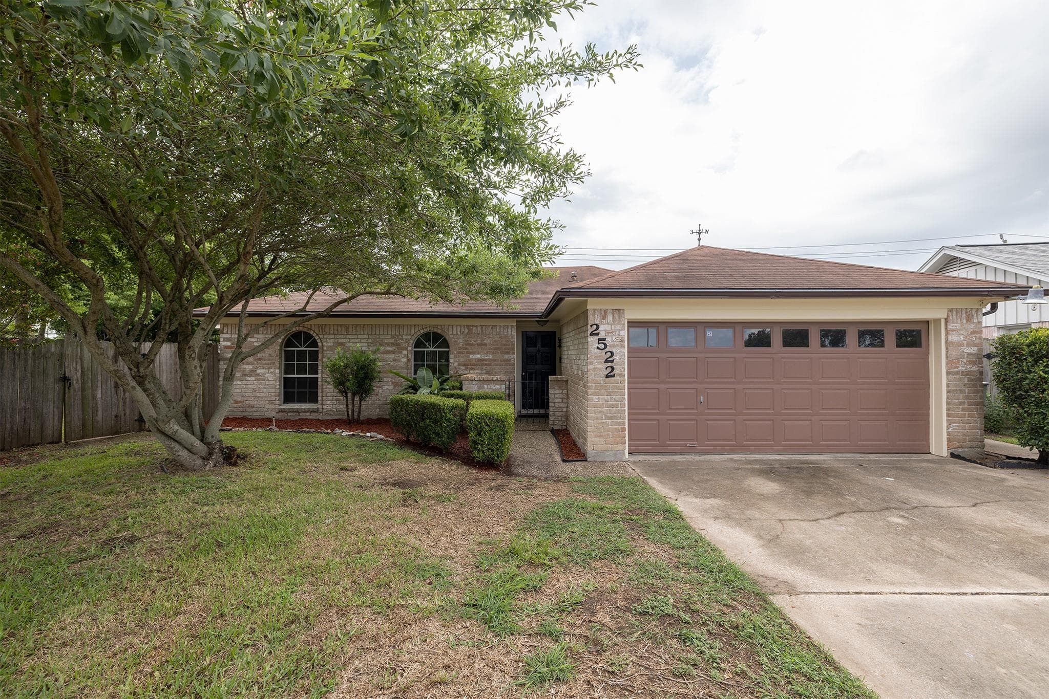 2522 Holly Ct
