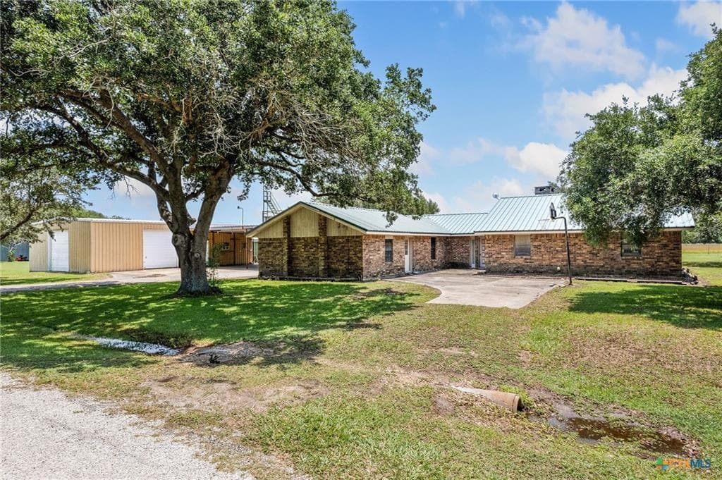 181 Pecan Dr