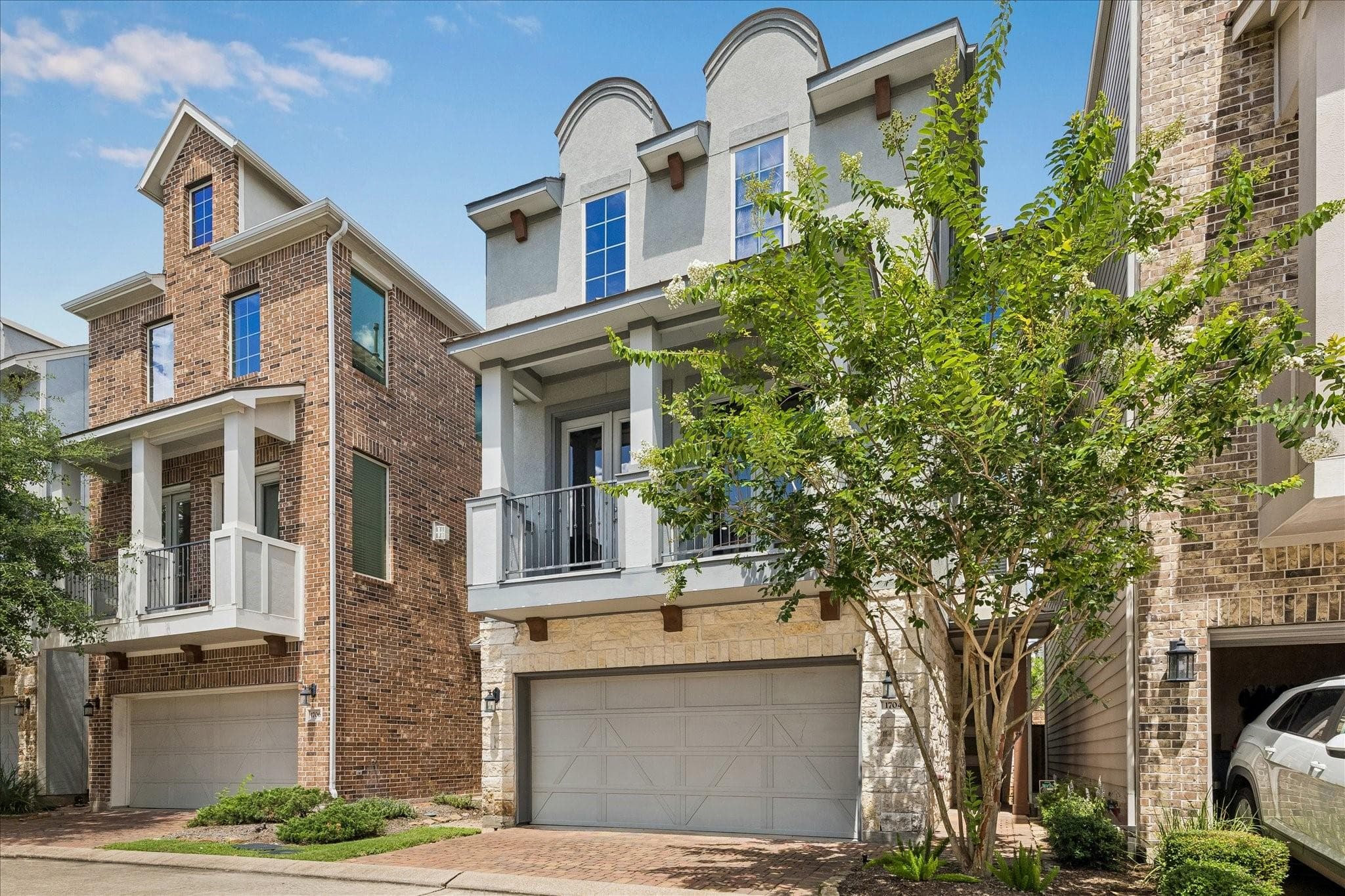 Main property image