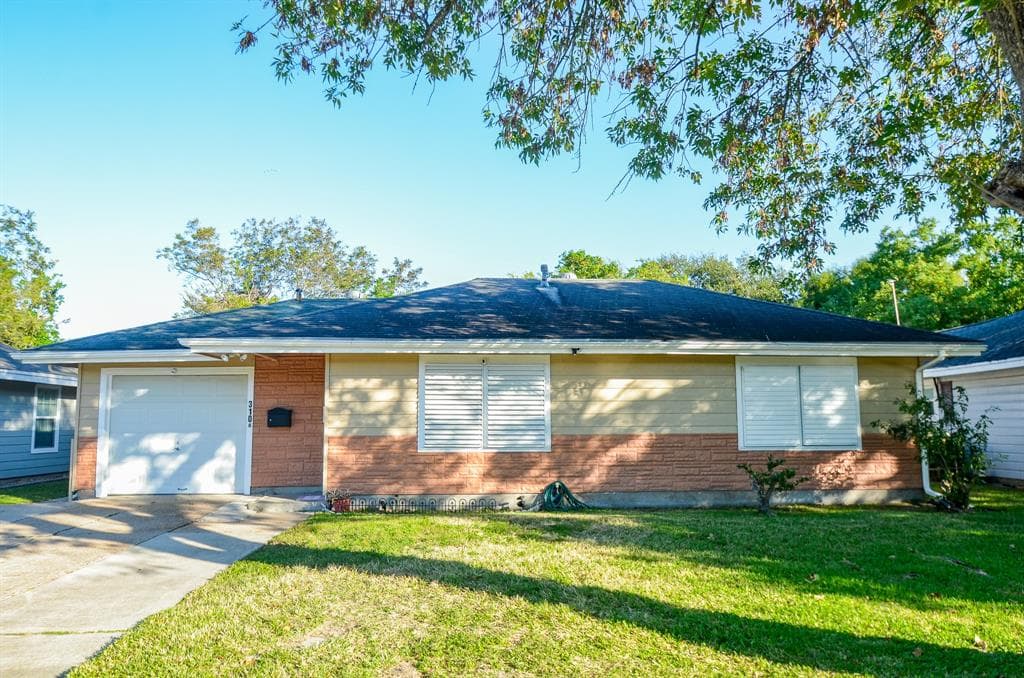 3106 Danforth Dr