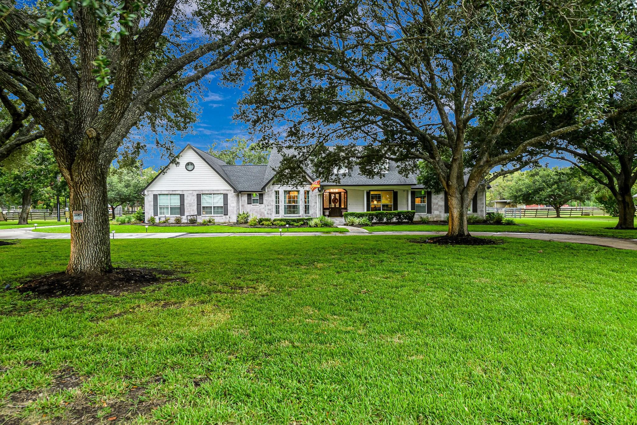 3611 Richland Park Dr