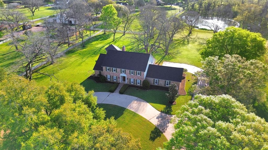 4710 Hunterwood Cir