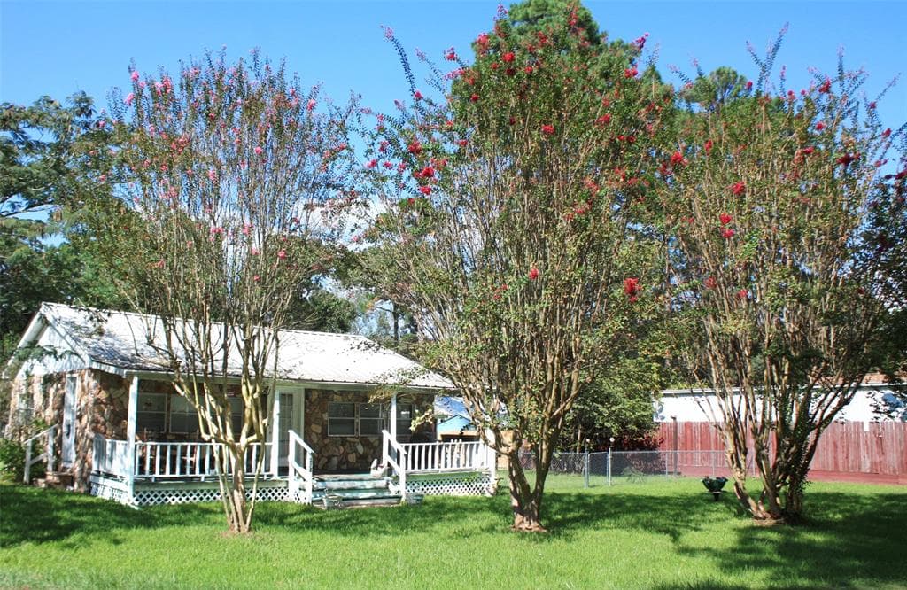 258 Pine Harbor Dr