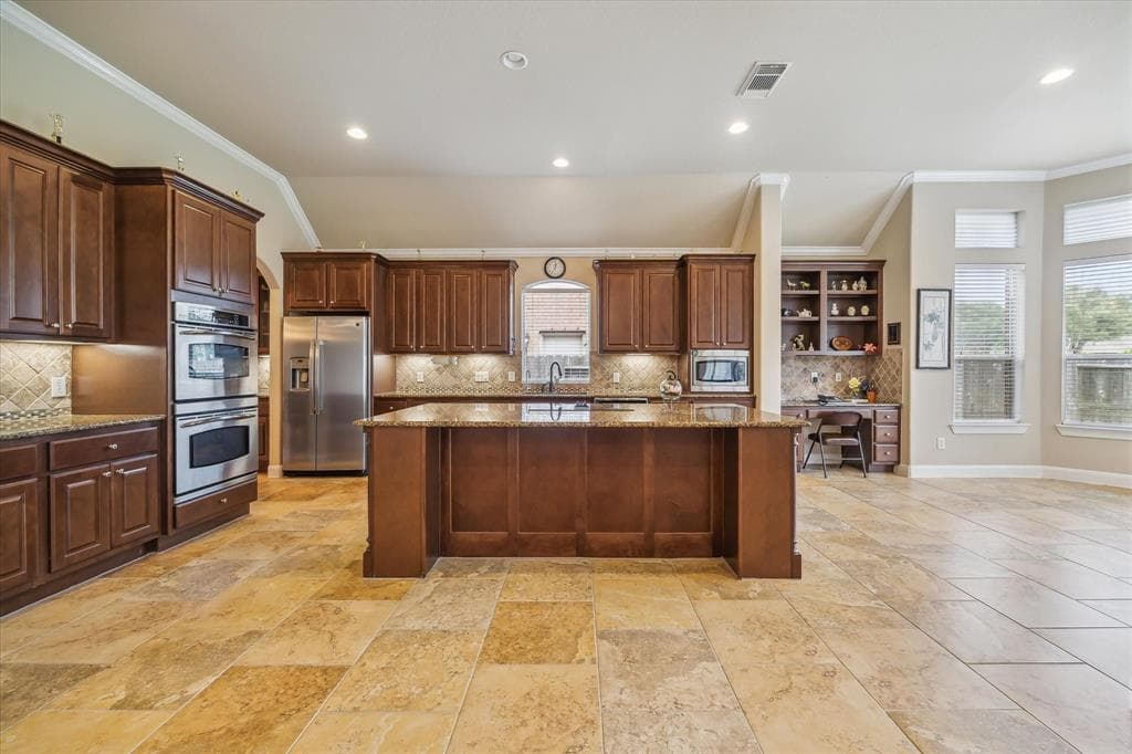 7007 Paxton Ct