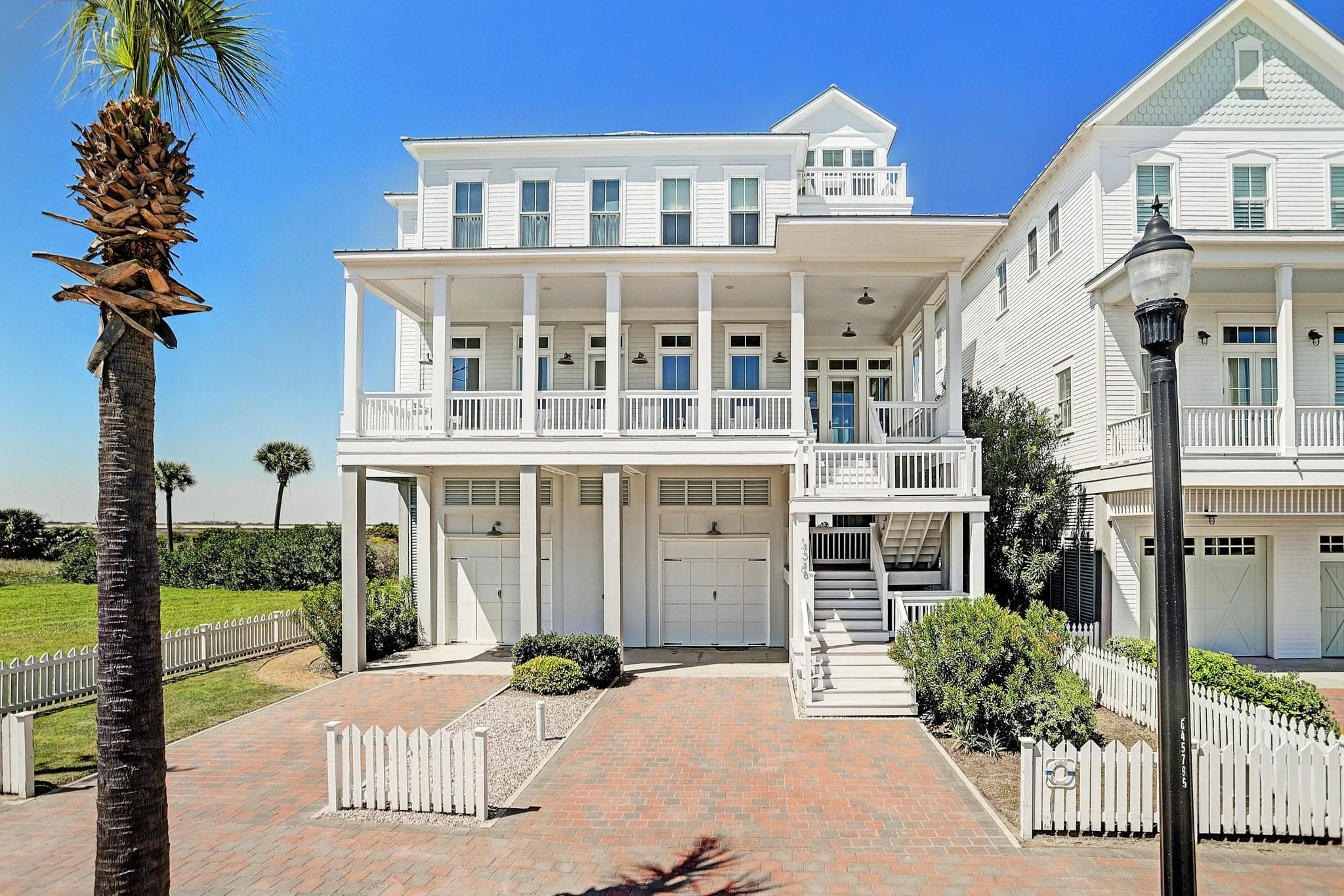 1518 Beachtown Dr
