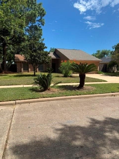 22402 Woodrose Dr
