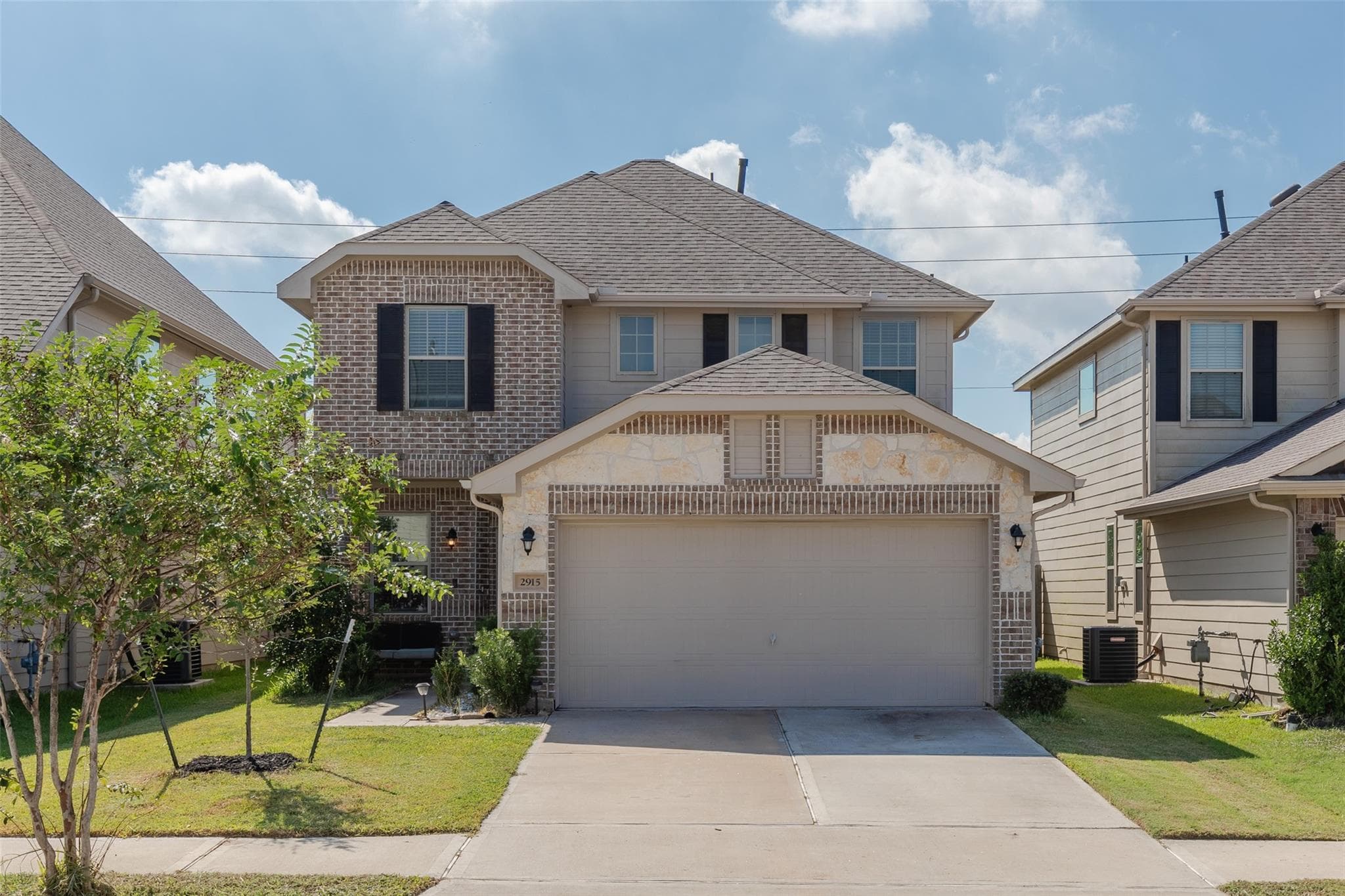 2915 Palm Oaks Trl