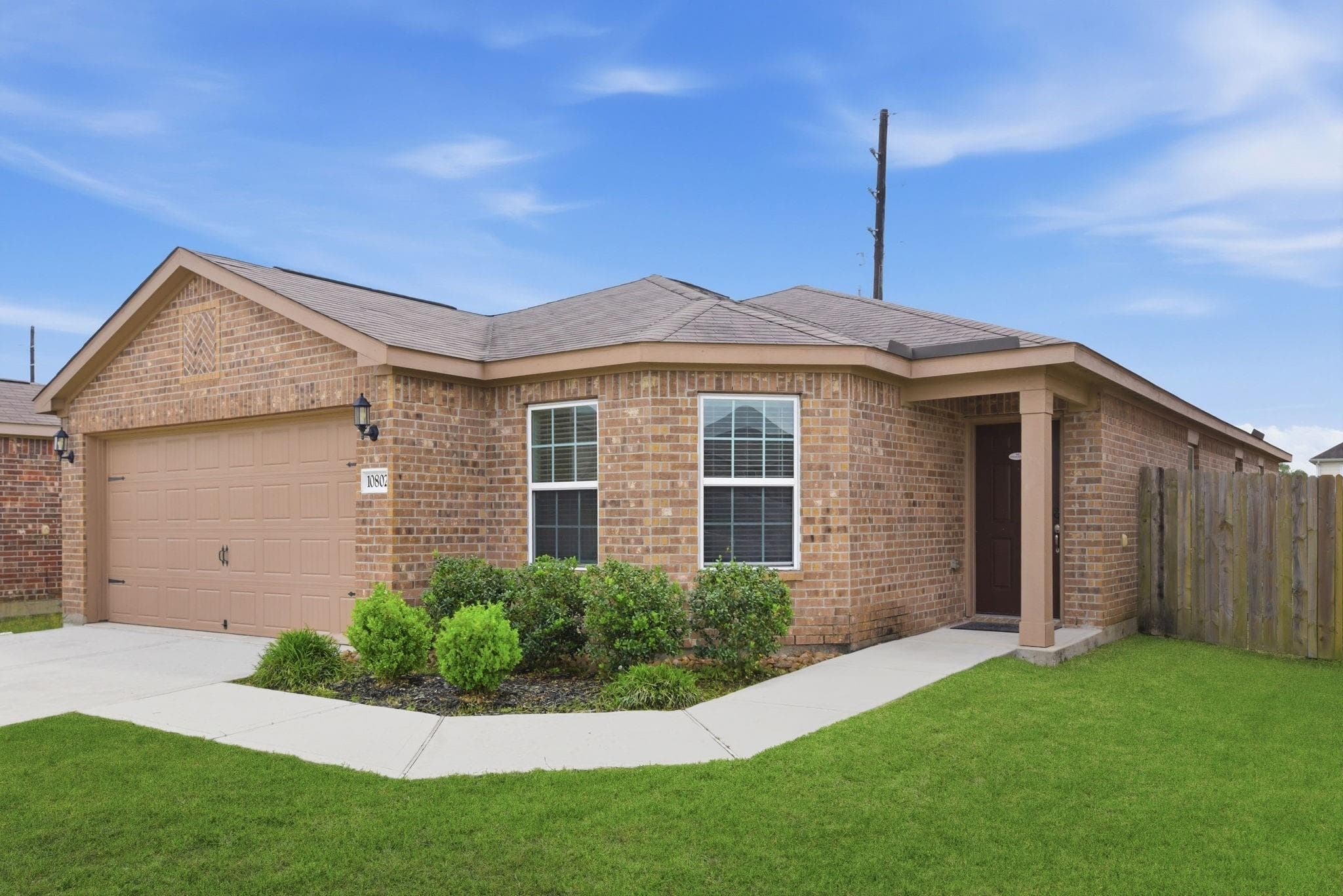10802 Spring Brook Pass Dr