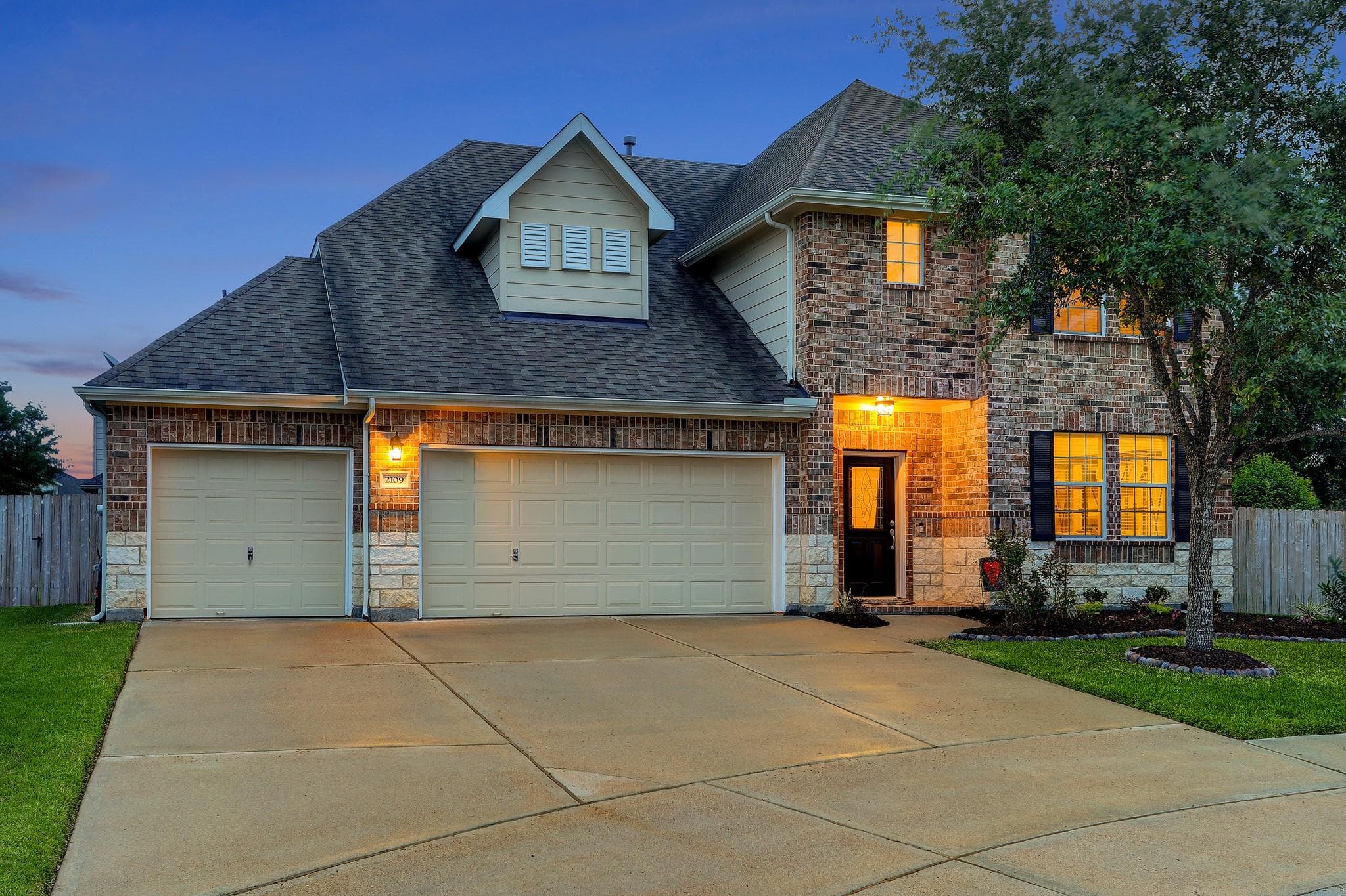 2109 Hubstone Way