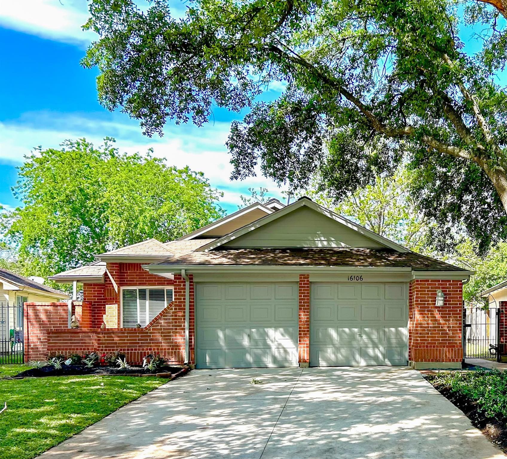 16106 Golden Sands Dr