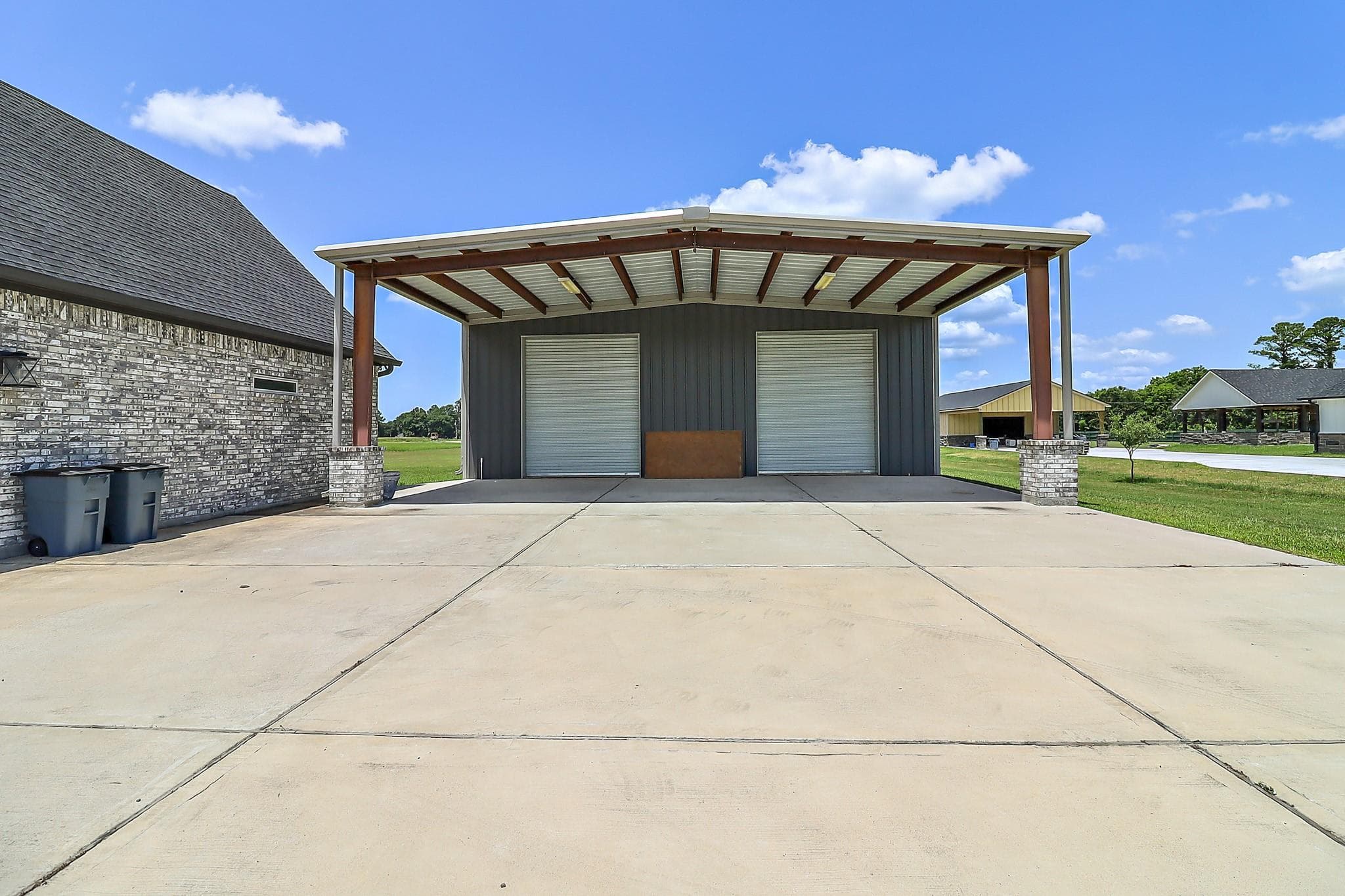 Gallery image 4