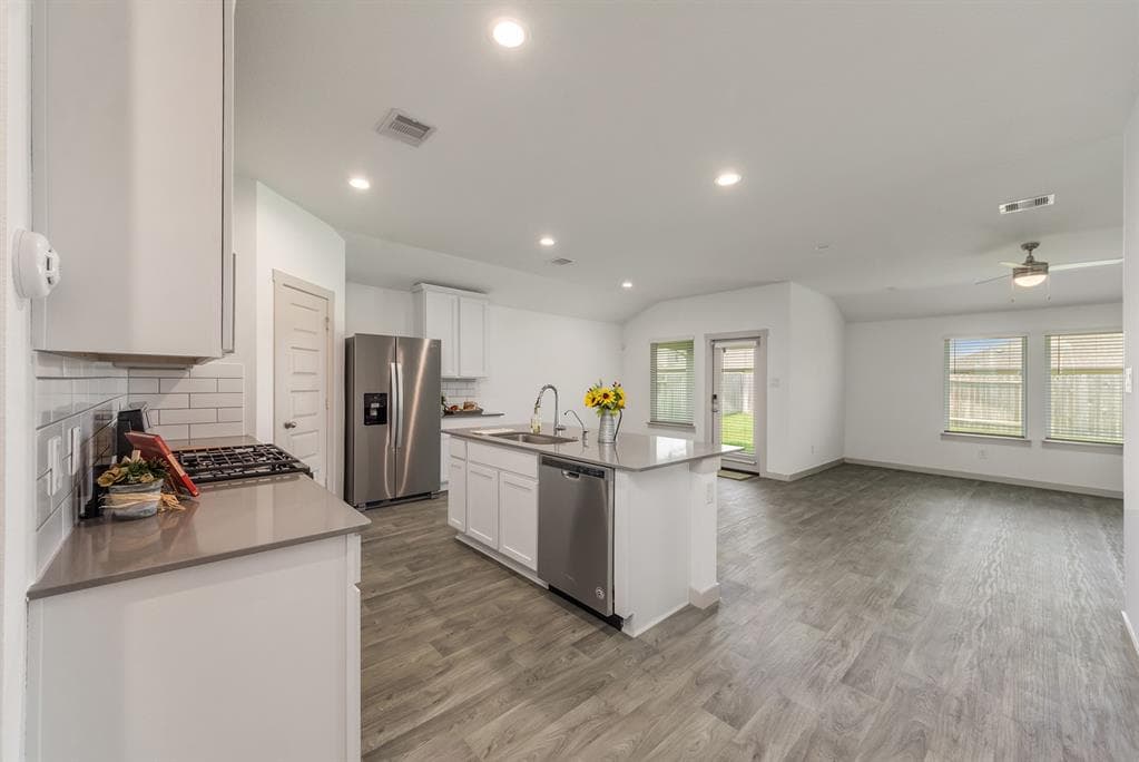 8206 Brahman Ln