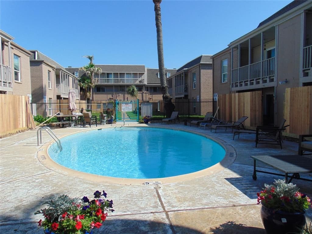 215 Post Office St Apt 408