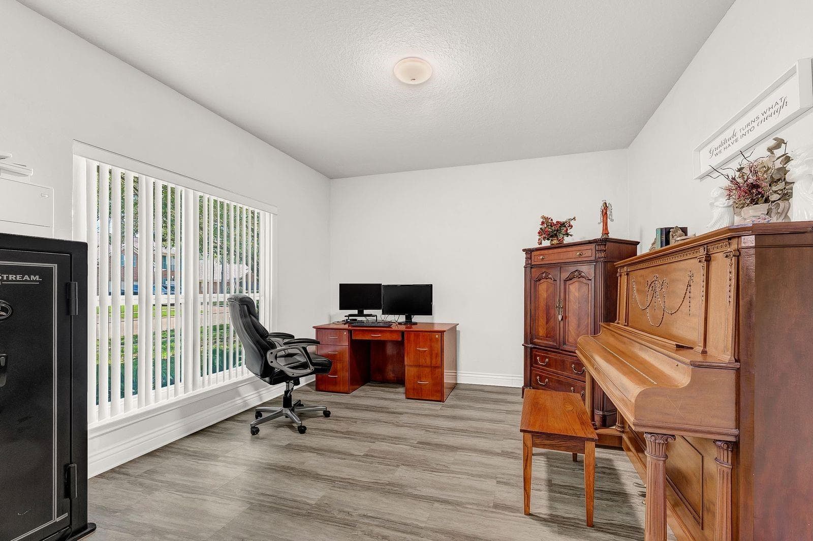 Gallery image 3