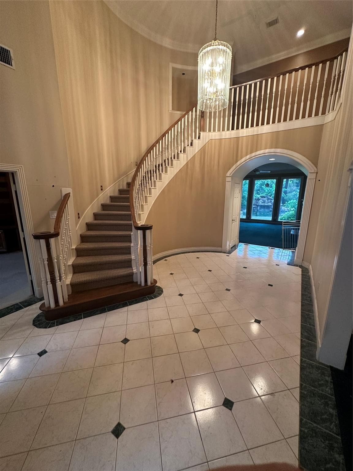 Main property image