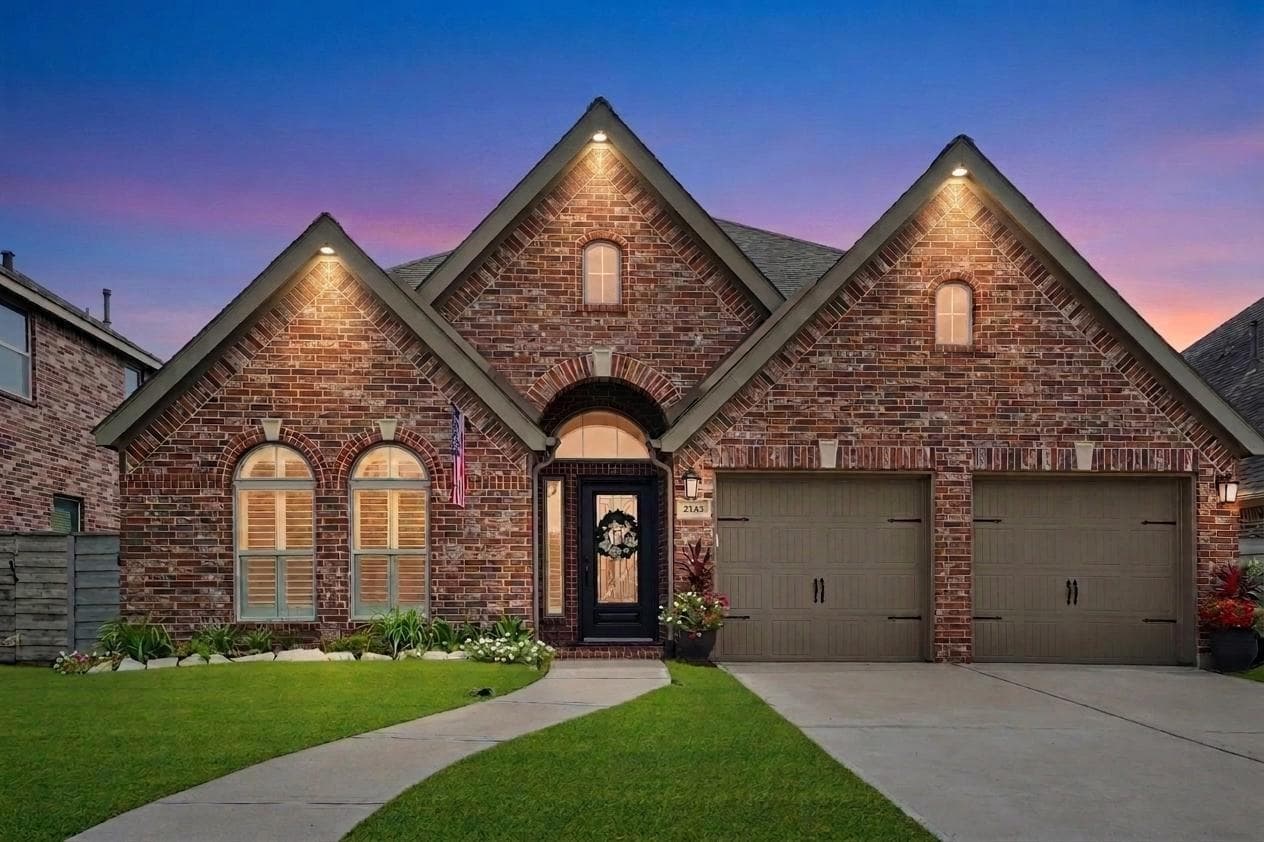 2345 Redwood Ridge Trl