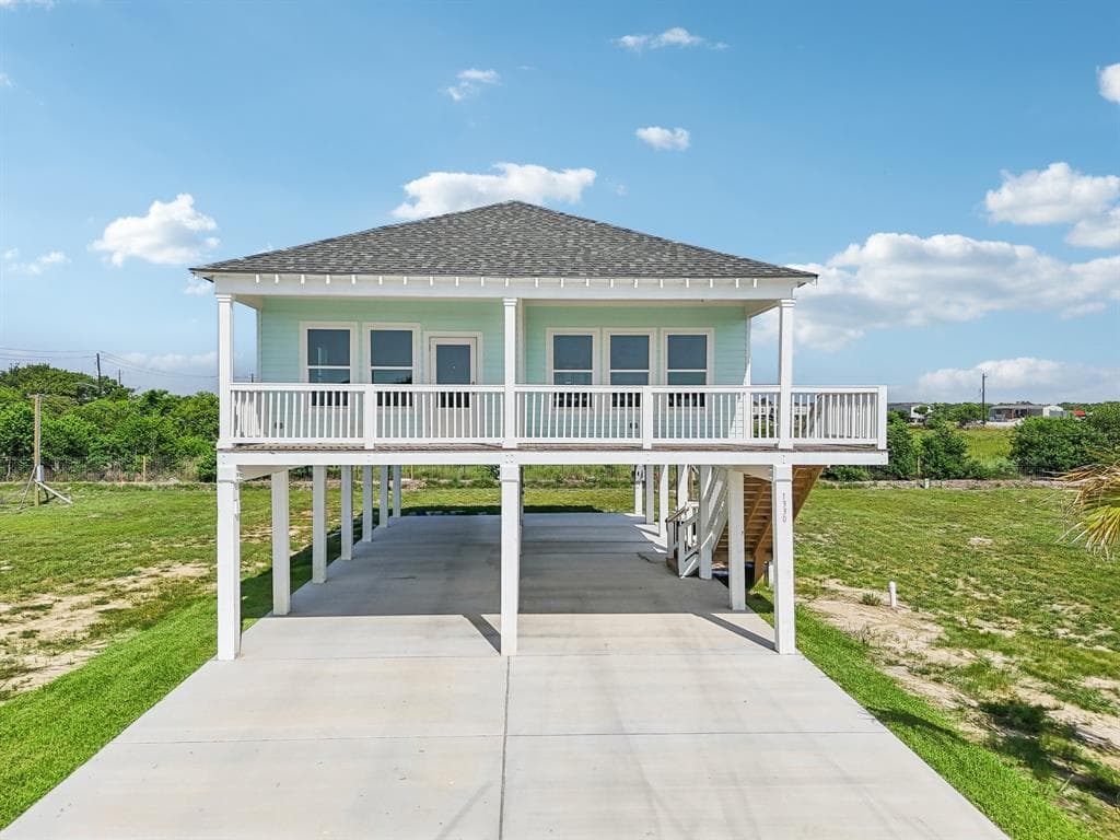 1343 Sapphire Palms Ct
