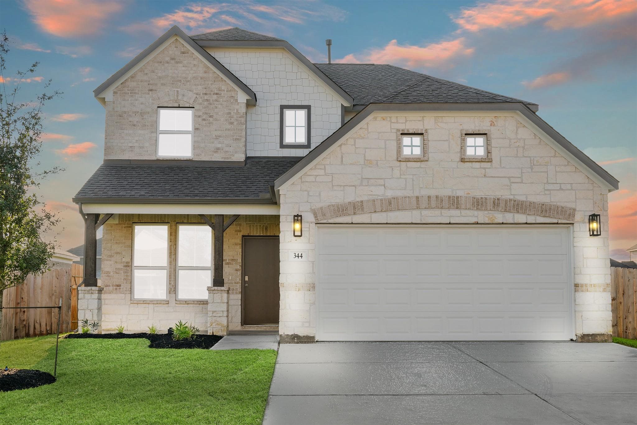 344 Spruce Oak Ln