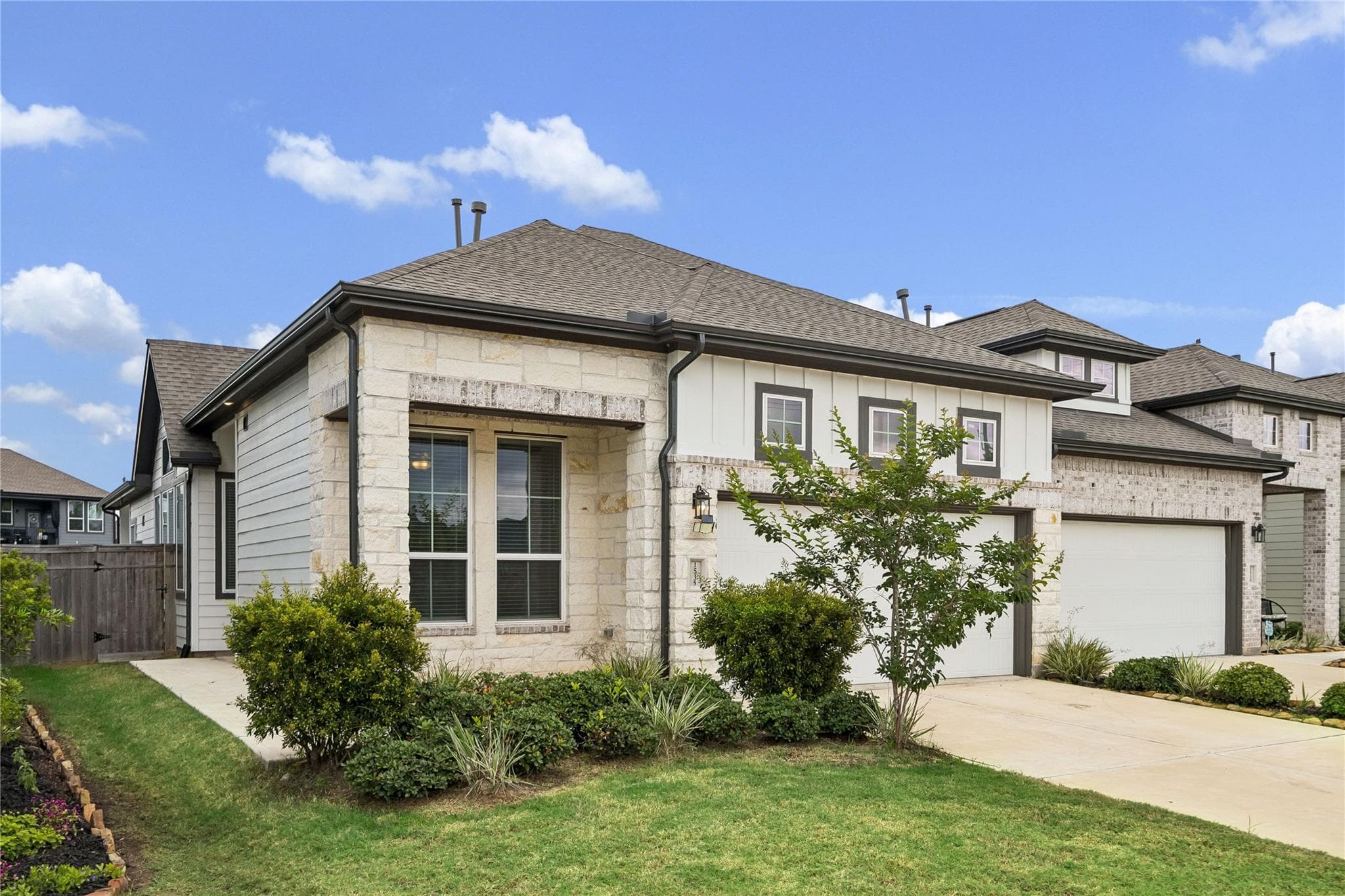 1535 Cathedral Bend Dr