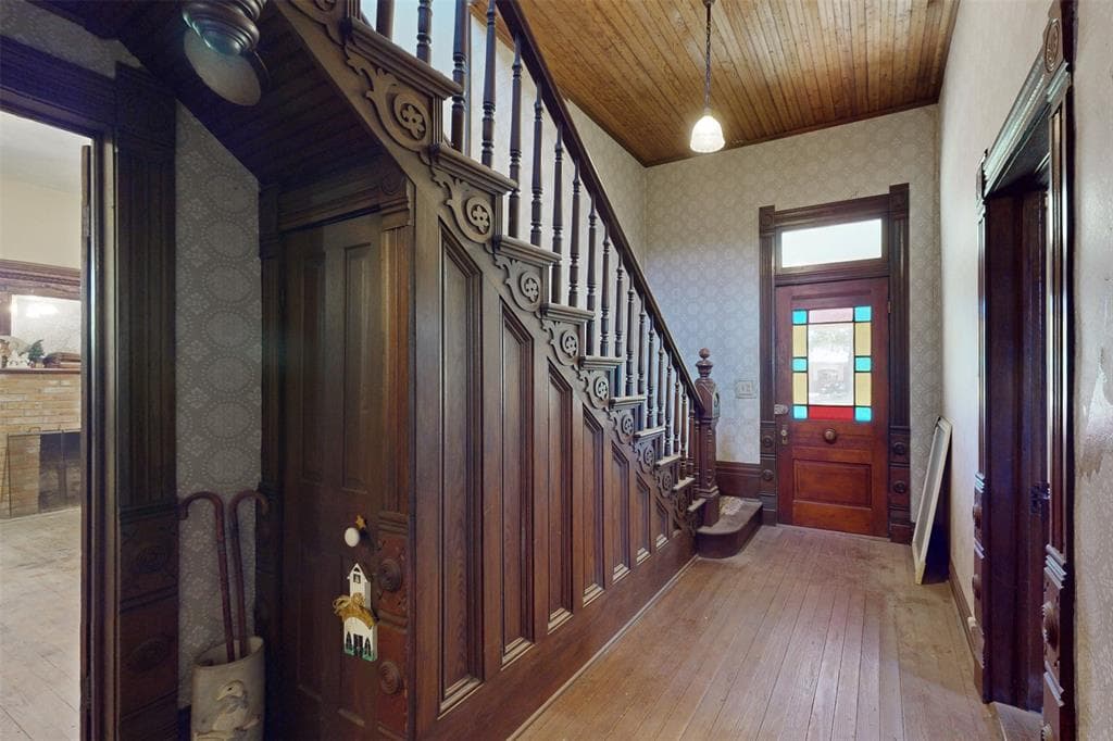Gallery image 2