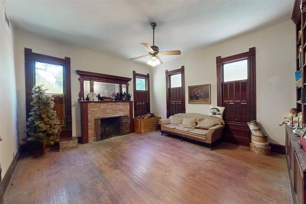 Gallery image 3