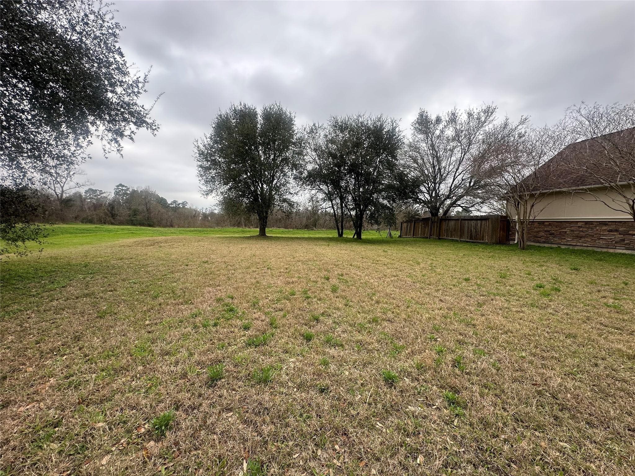 5322 Handbrook Dr
