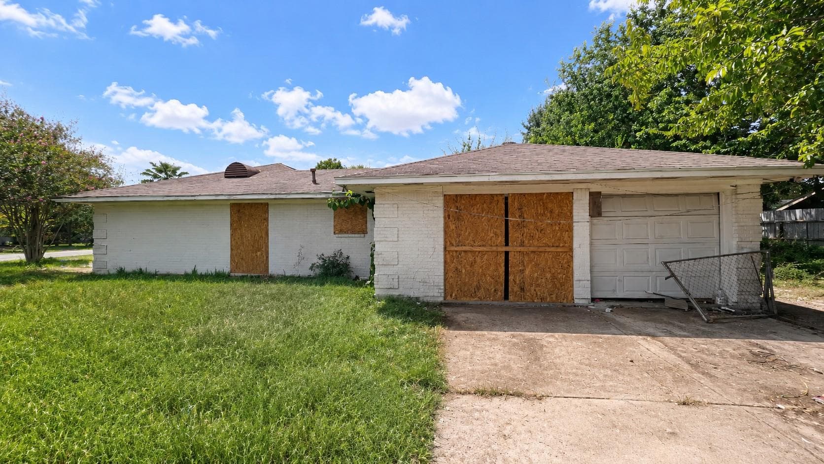 Main property image