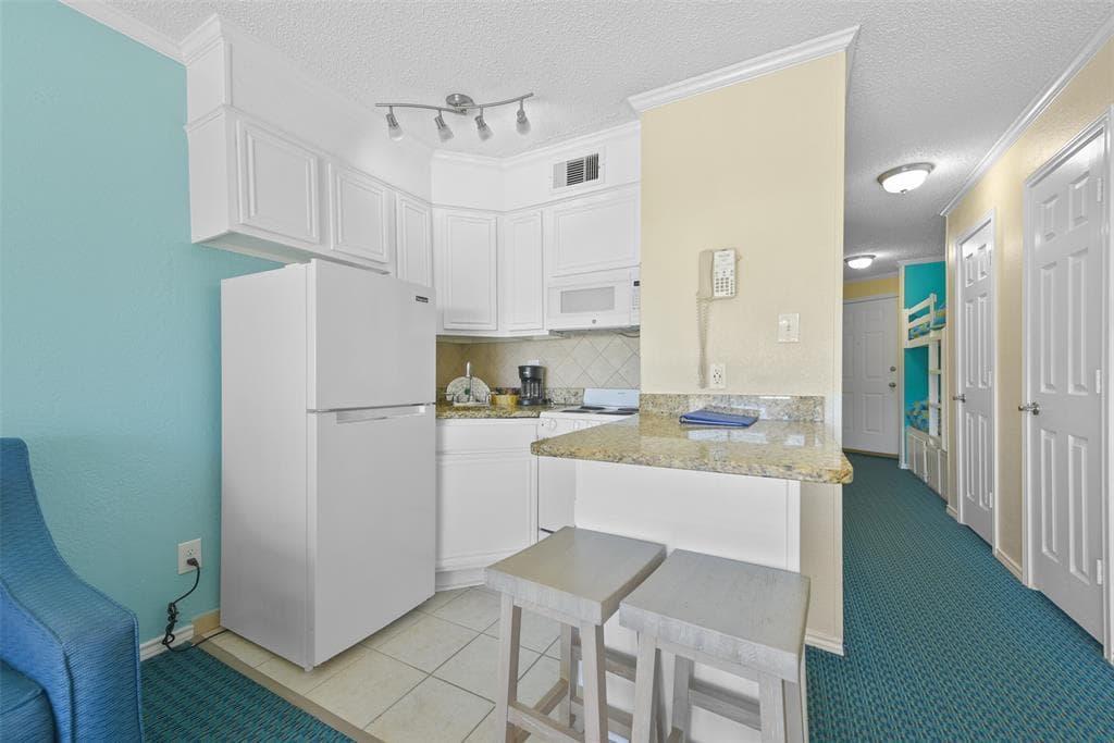 6102 Seawall Blvd # 230