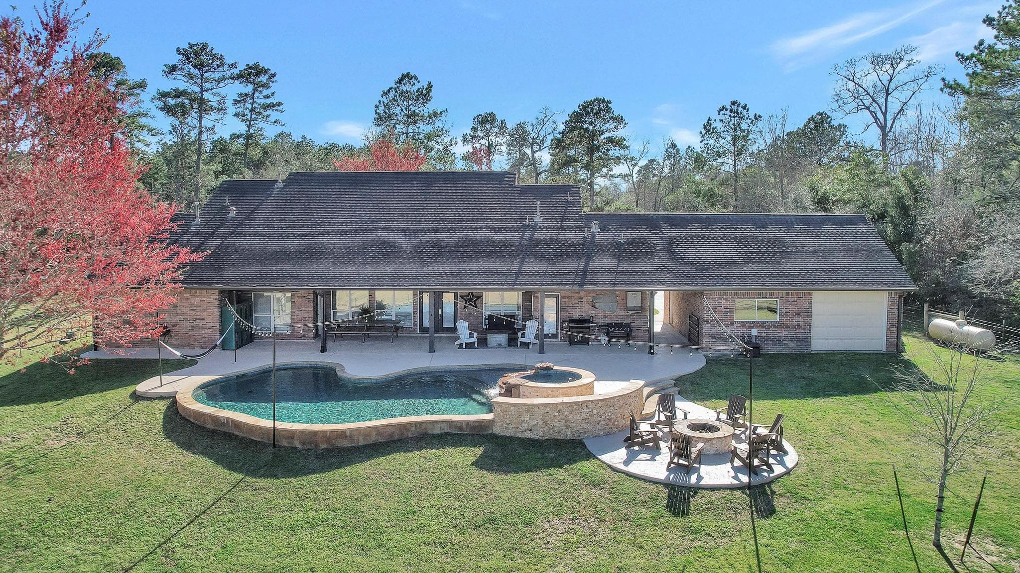 14841 County Line Rd