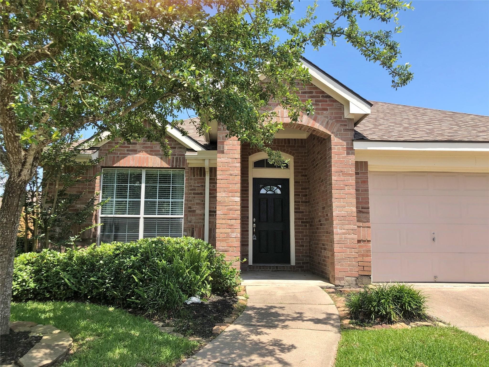 23218 Prairie Lily Ln