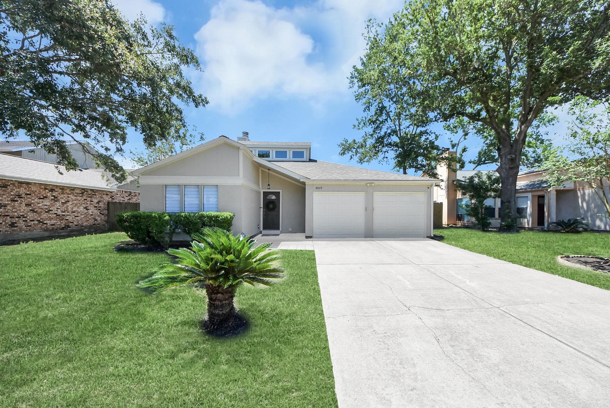 18019 Autumn Hills Dr