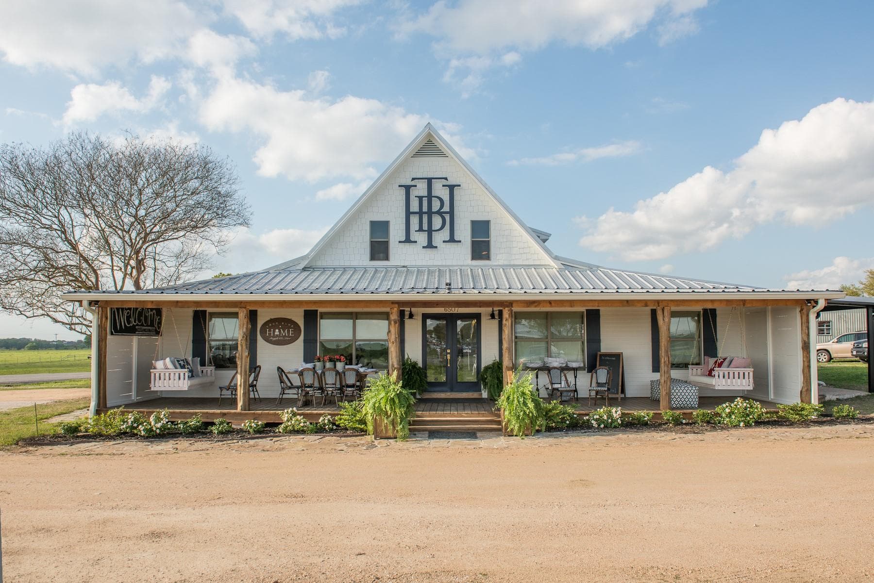 Main property image