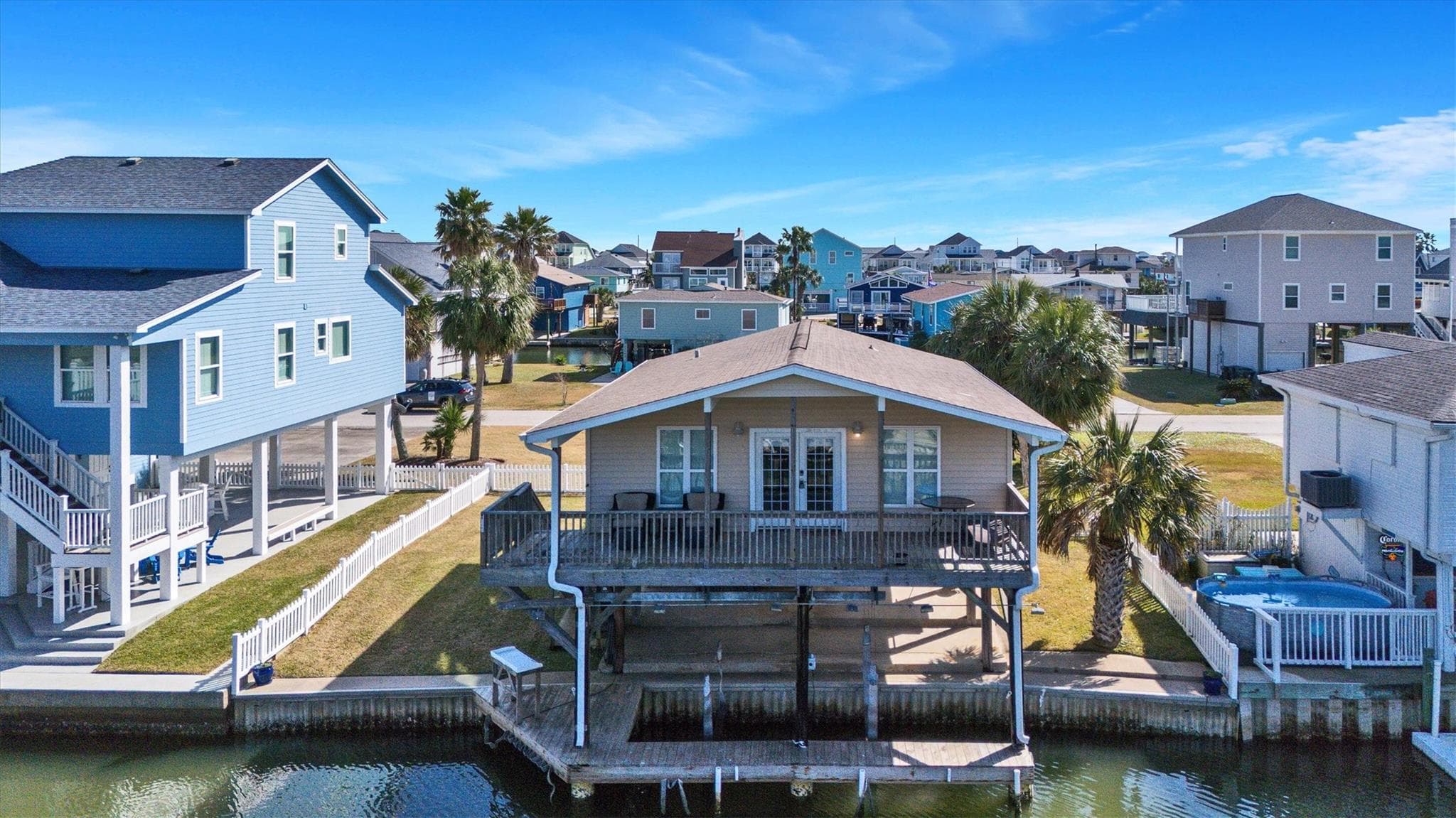 22904 Lunes St