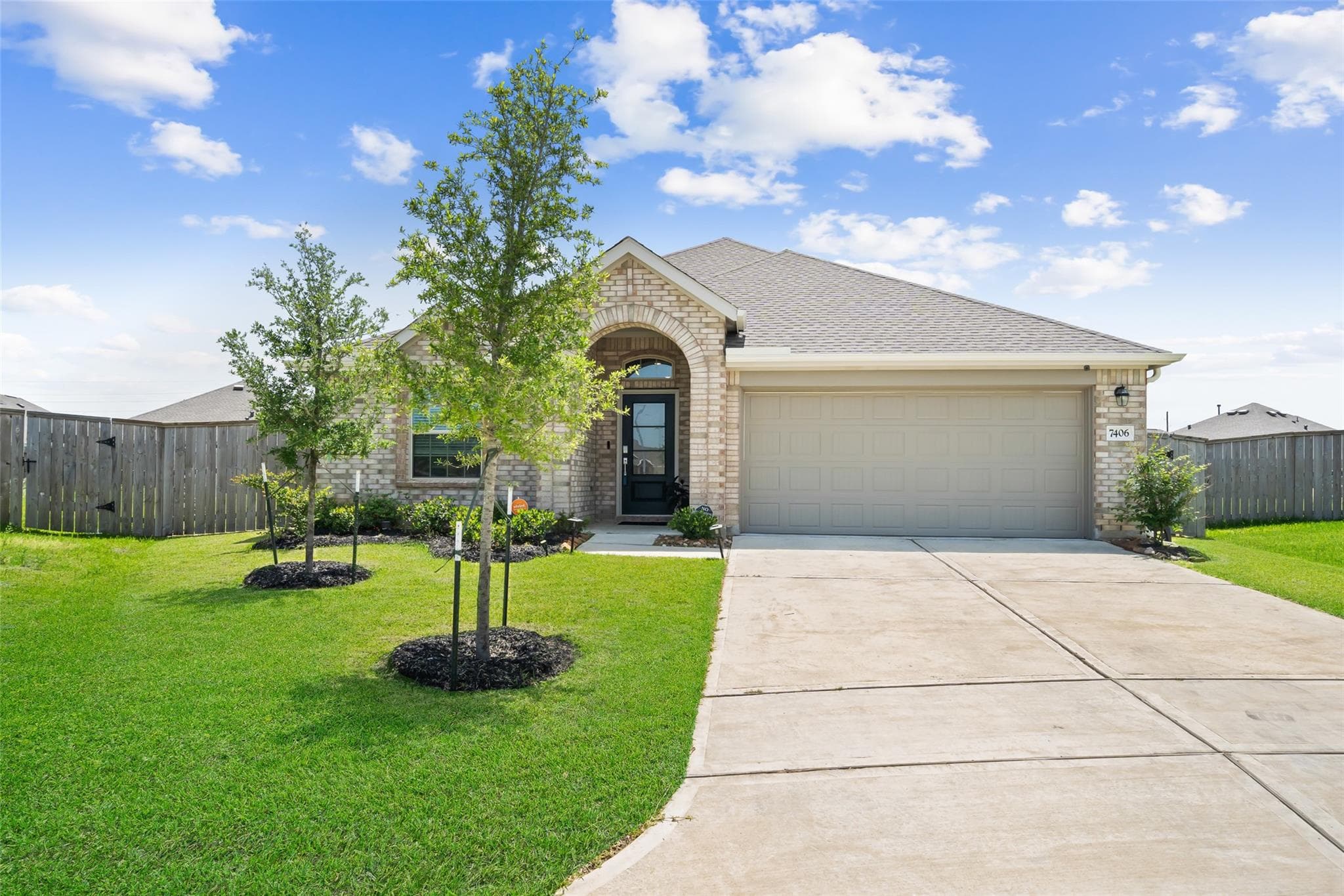 7406 Hillside Arbor Dr