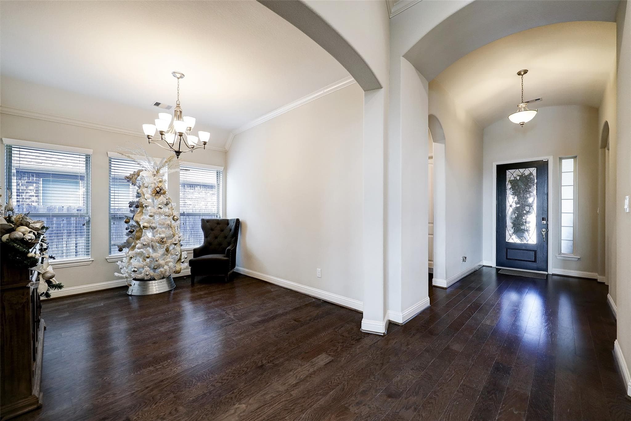 Gallery image 4