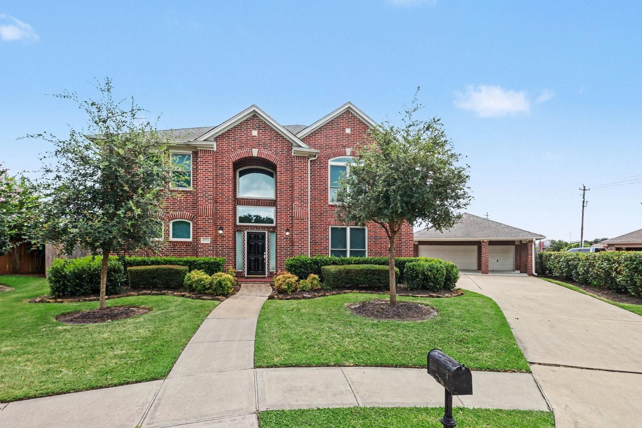4003 Waterwood Dr