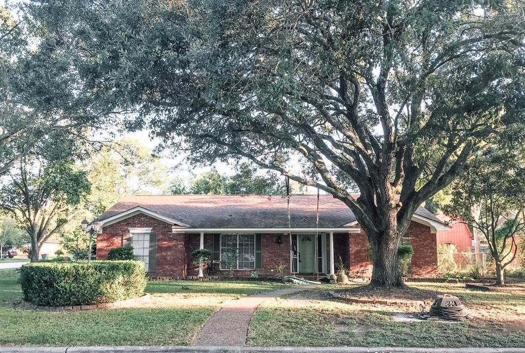 4001 Aggie Dr