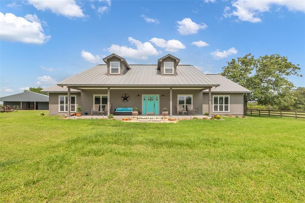 3738 E Parker Rd