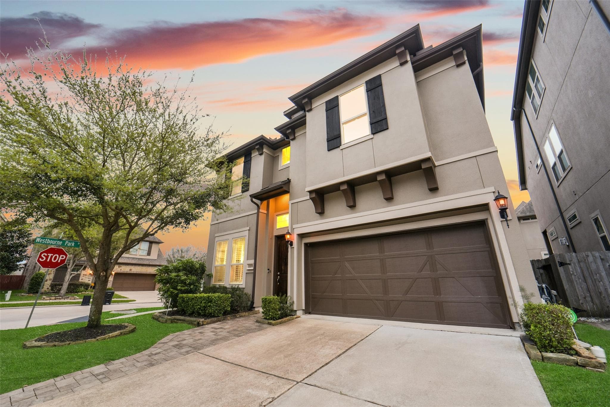 13205 Green Hills Dr