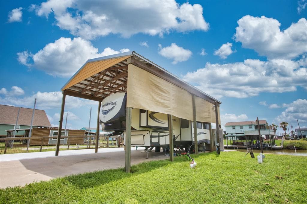 1153 County Road 201