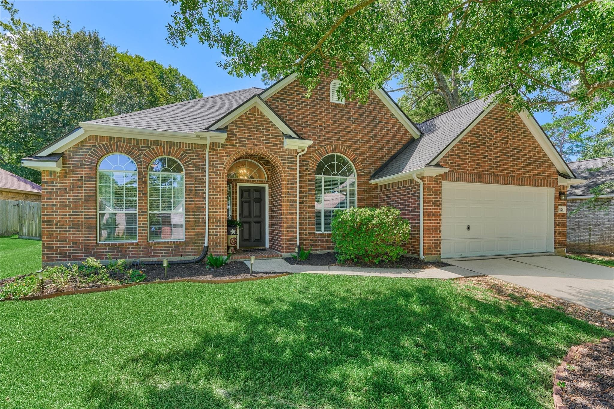 3126 Hemingway Dr