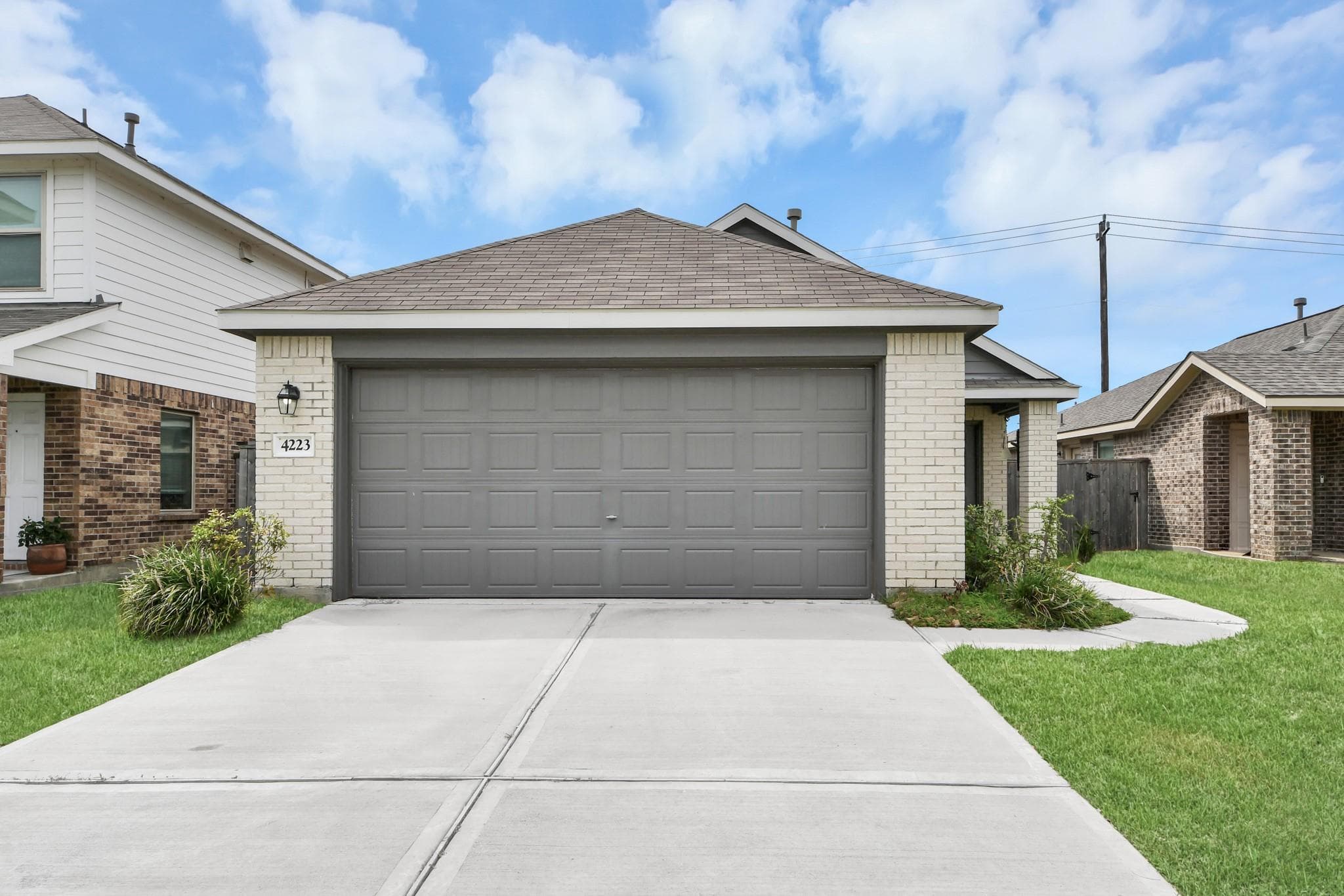4223 Palmetto Grove Ln