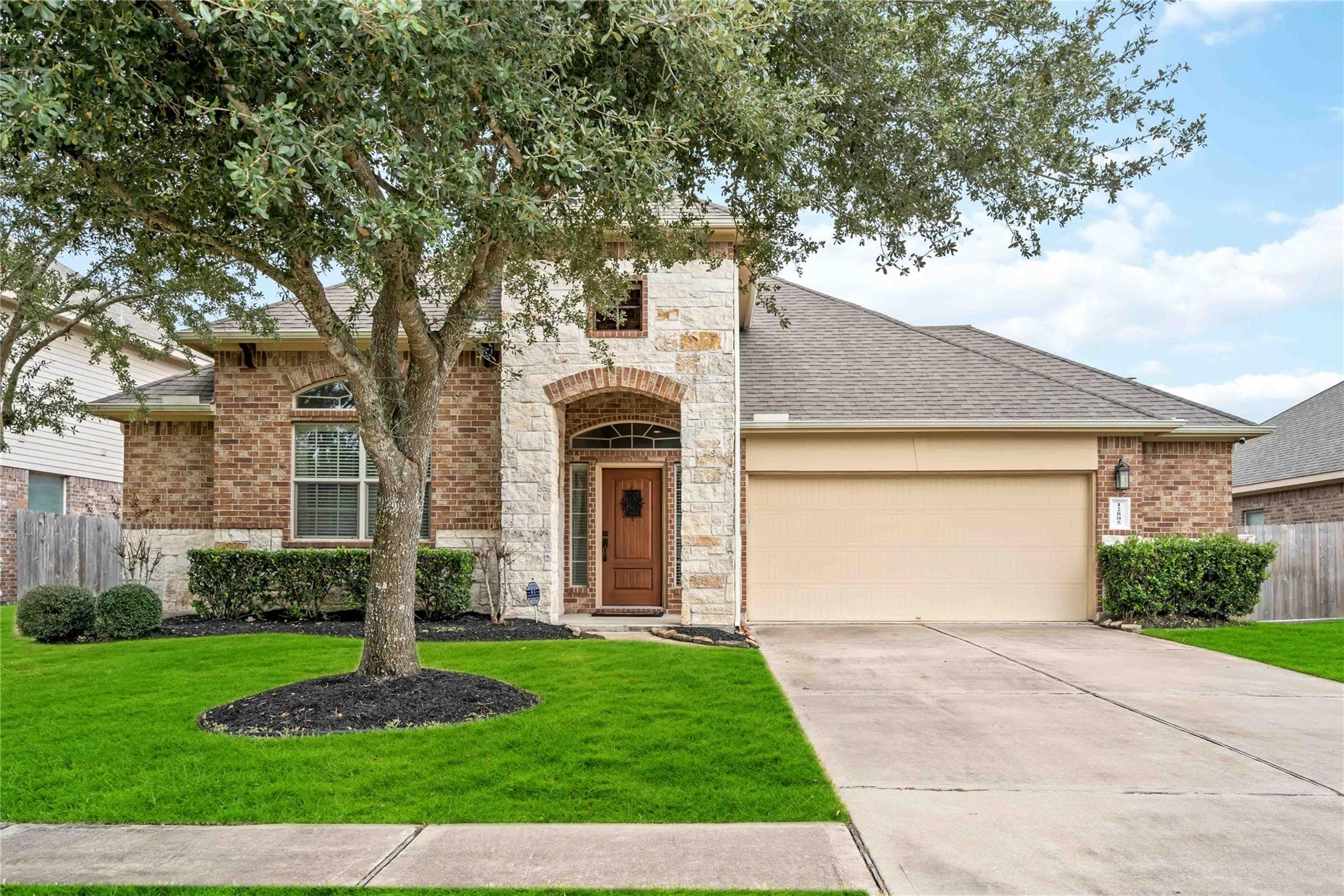12805 Shady Springs Dr