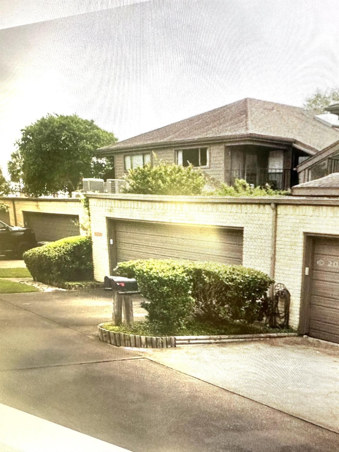 18240 Lakeside Ln